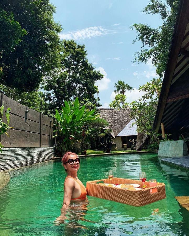 Seminyak Villa Kalyca Ngoại thất bức ảnh