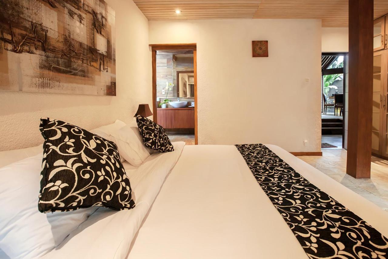 Seminyak Villa Kalyca Ngoại thất bức ảnh
